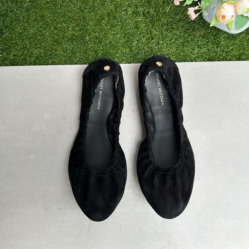 STUART WEITZMAN
Suede Shirred Ballet Flats black women  size 7 New